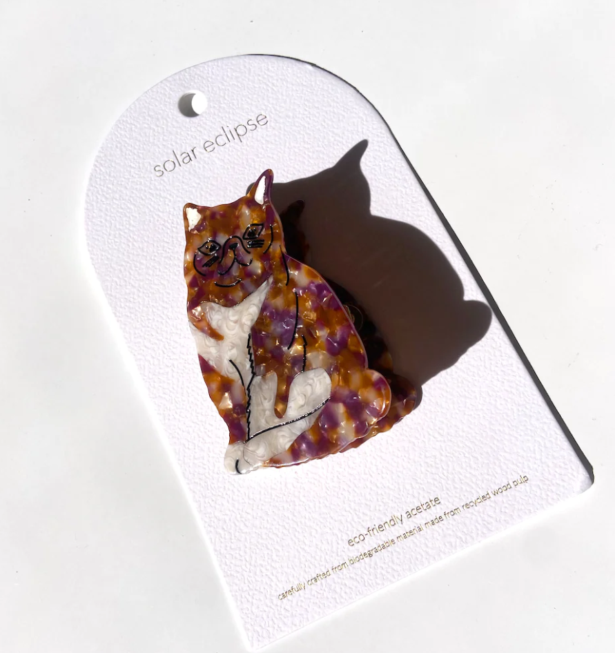 EXOTIC TABBY CAT CLAW HAIR CLIP