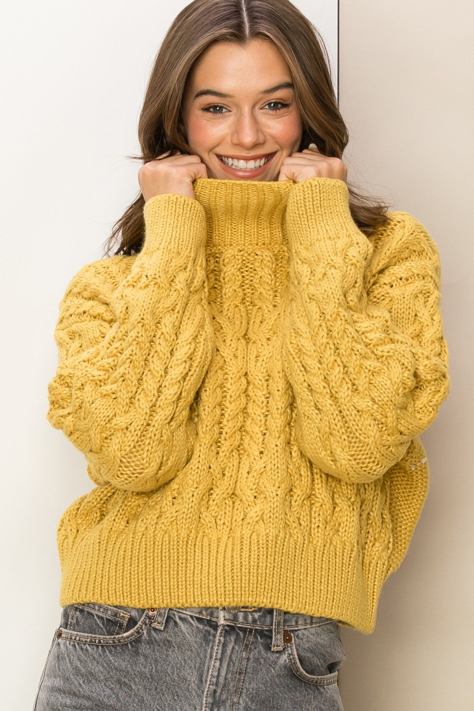 SHAENA SWEATER in MUSTARD
