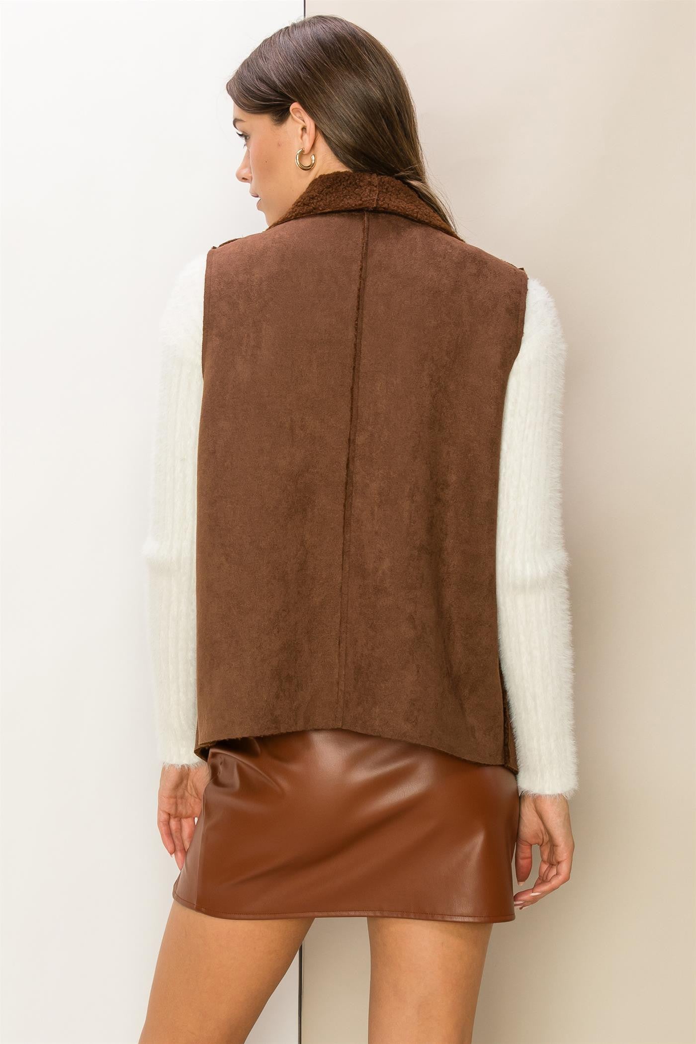 FAUX SUEDE TEDDY VEST in BROWN
