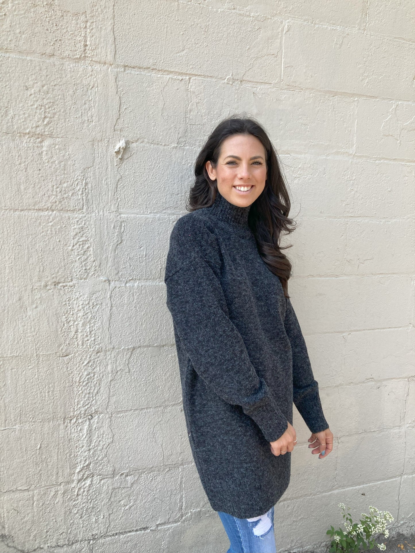 CHASING STARS SWEATER in CHARCOAL