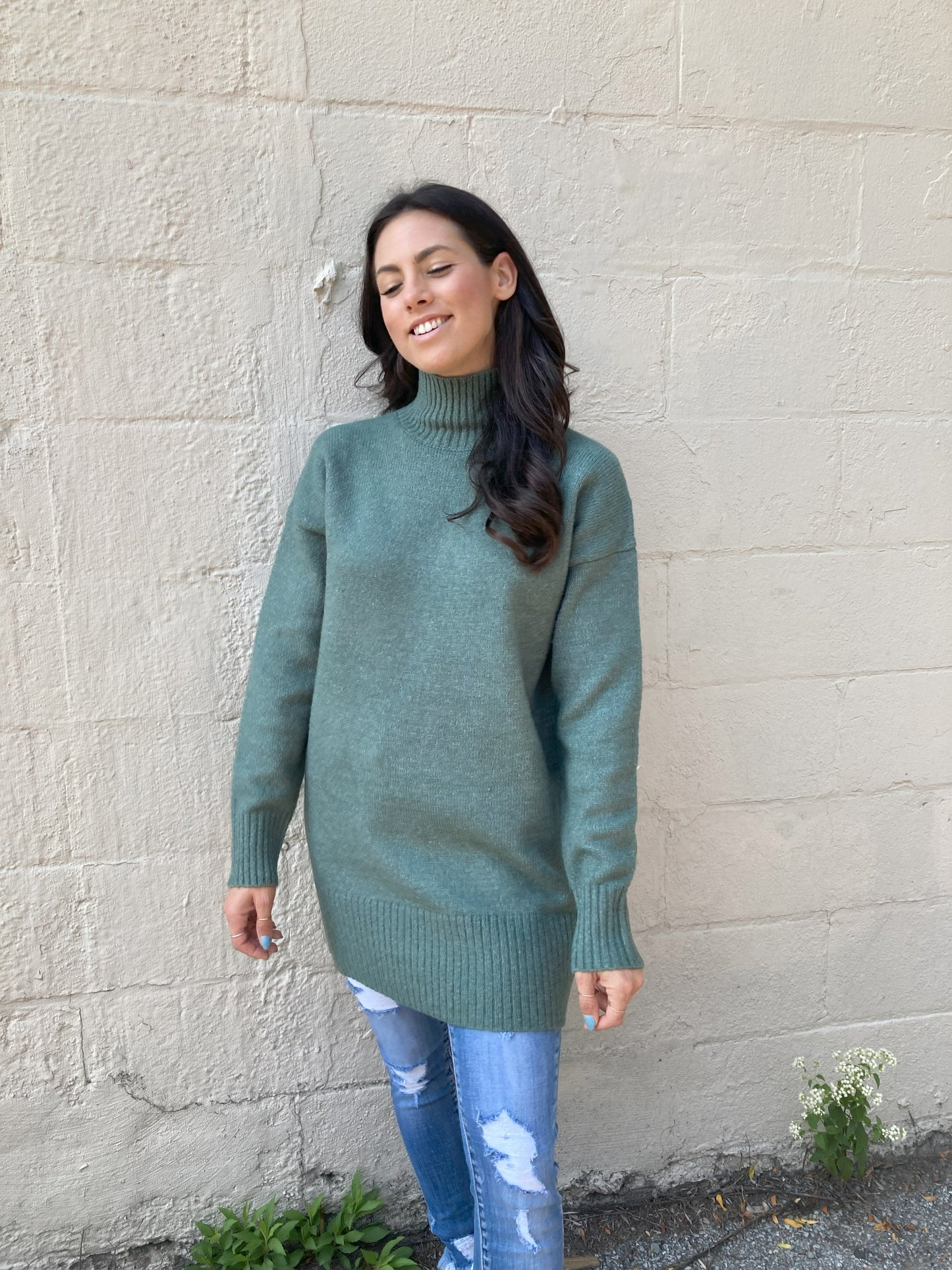 CHASING STARS SWEATER in GREEN
