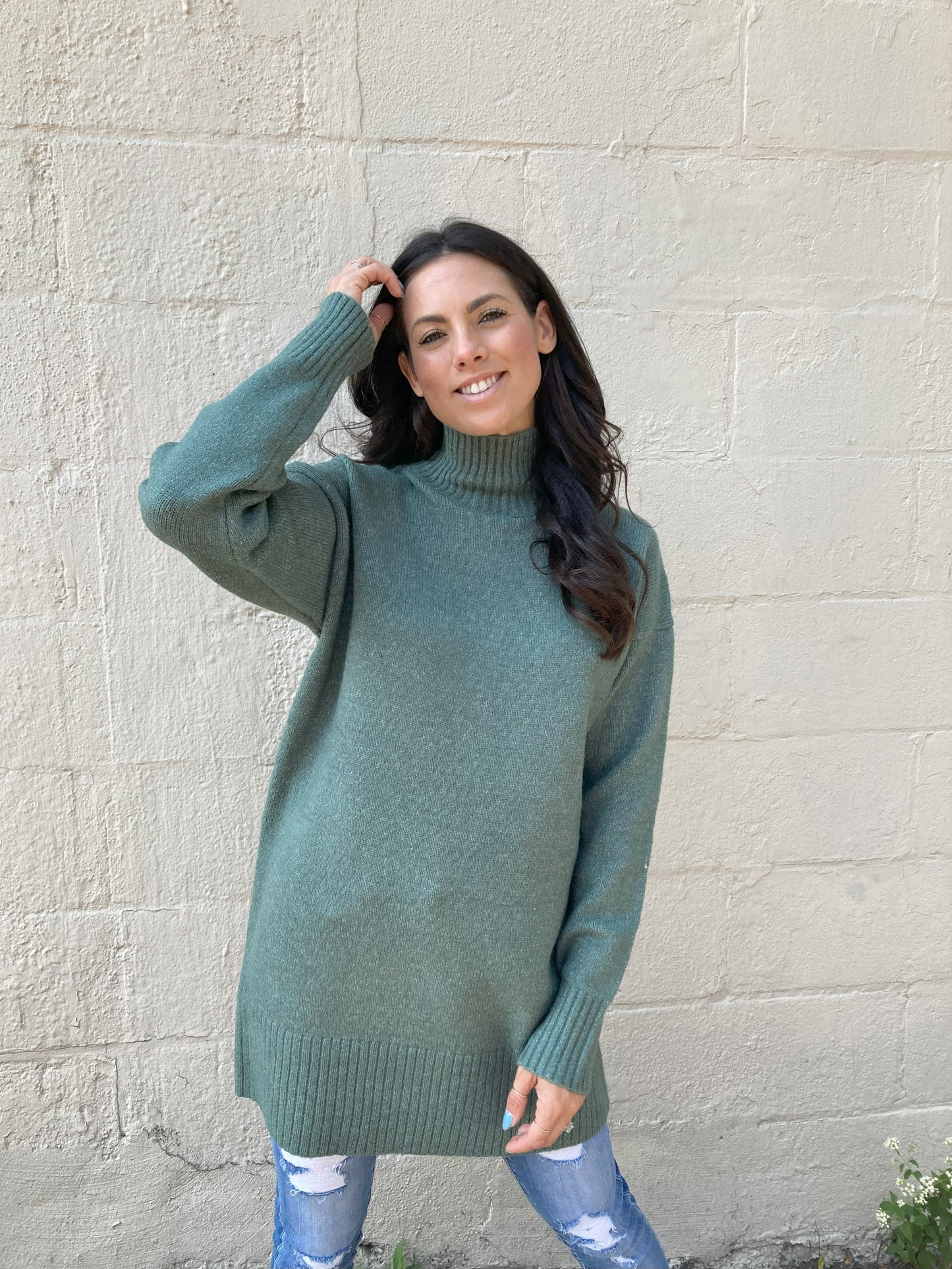 CHASING STARS SWEATER in GREEN