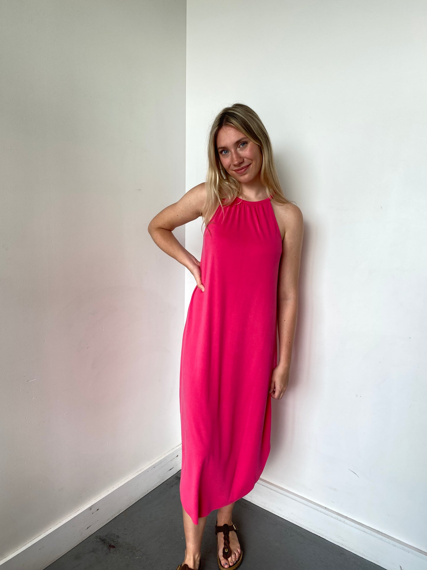 ZAHARA MIDI DRESS in RASPBERRY