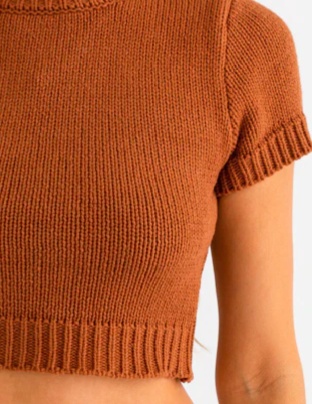 MOD CROPPED SWEATER in BROWN